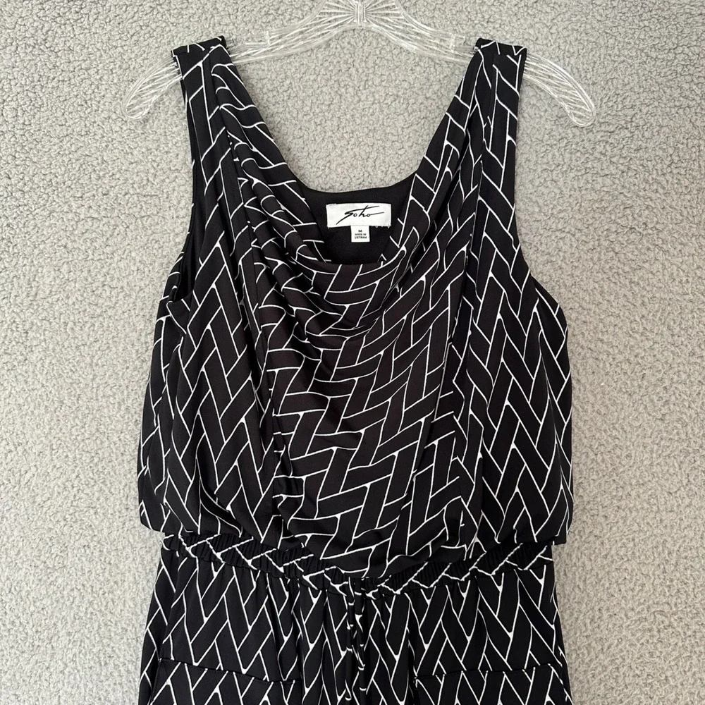 Soho Jumpsuit Womens Size Medium Black White Casual Basic‎ Y2K Liquid Knit